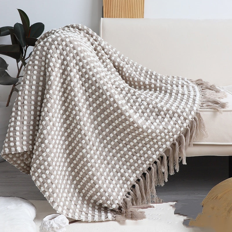 The Golden Wrap — Chenille Knitted Sofa Throw Blanket with Tassels