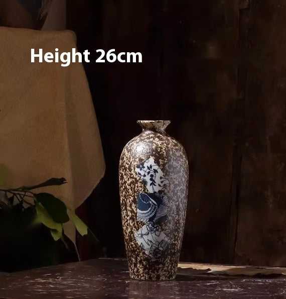 The Minimal Bloom — Simple Ceramic Vase for Water Nourishing (Low Bottle)